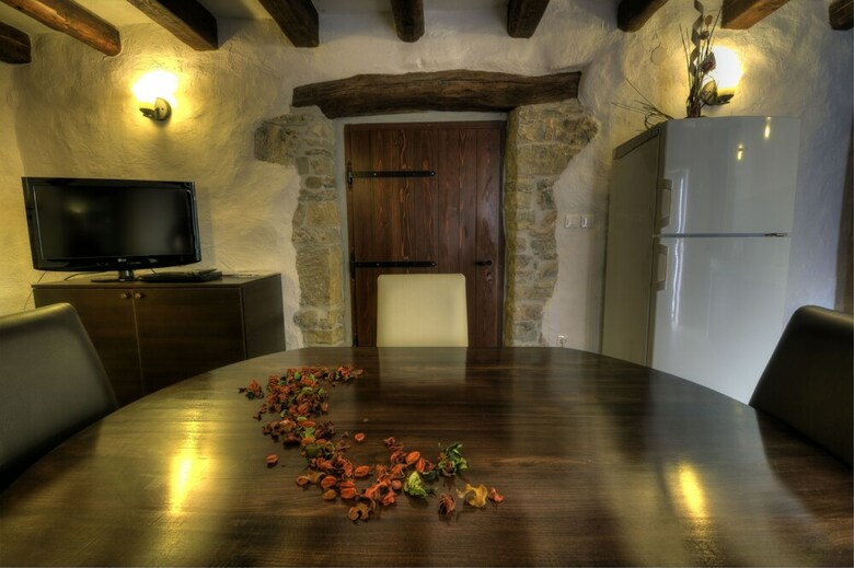 Hotel Traditional Stone House