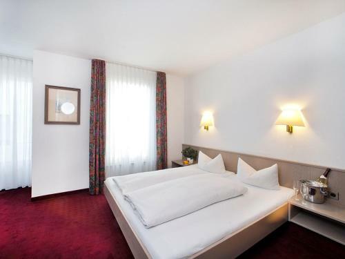 Hostal Hotel Und G�stehaus Kreuz