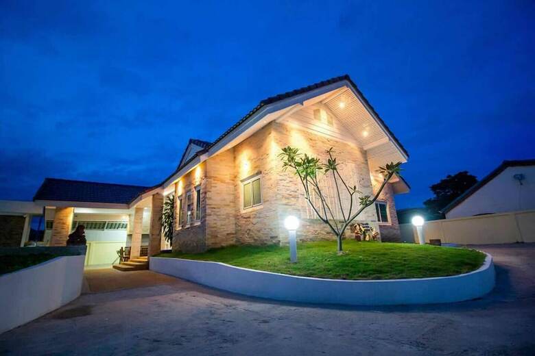 Baan Khaonoi Pool Villa