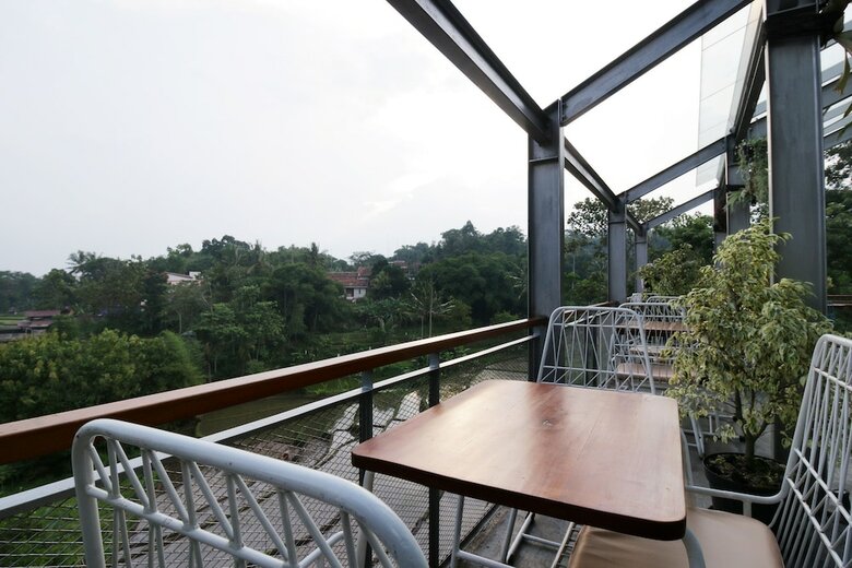 Hotel Airy Eco Jatinangor Cikuda 9 Sumedang