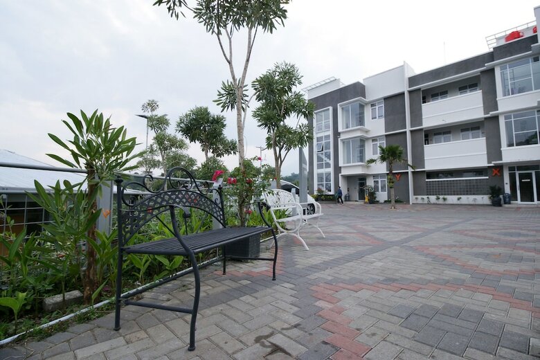 Hotel Airy Eco Jatinangor Cikuda 9 Sumedang