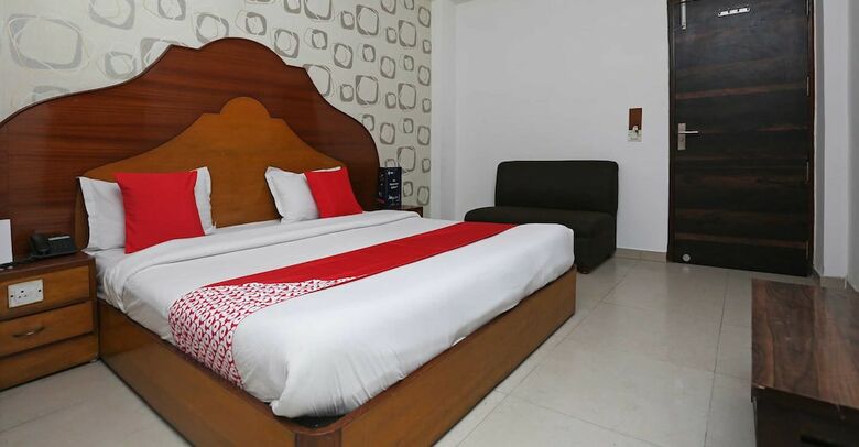 Oyo 14710 Hotel Pallvi Palace