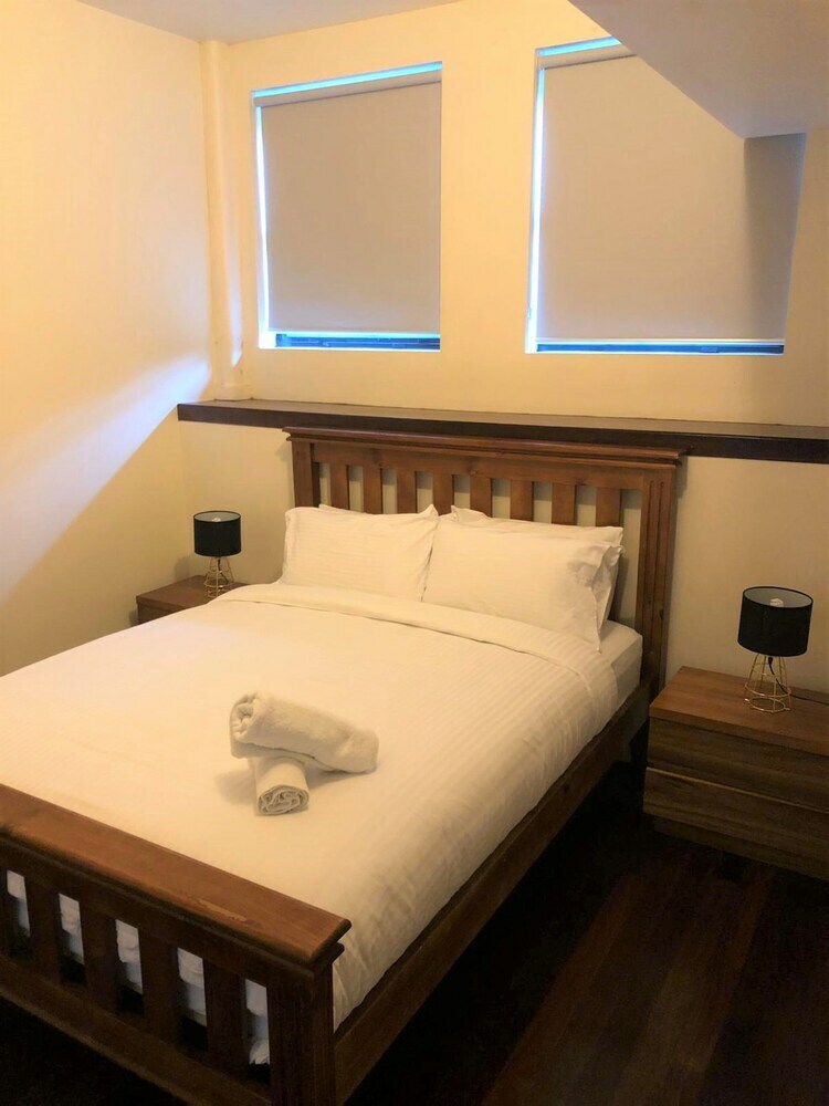 Apartamentos Readyset On King