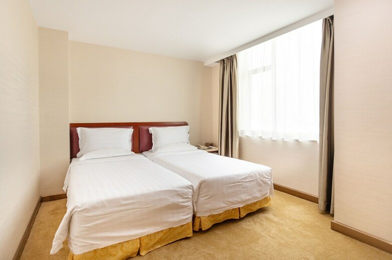 L Hotel Lianhua