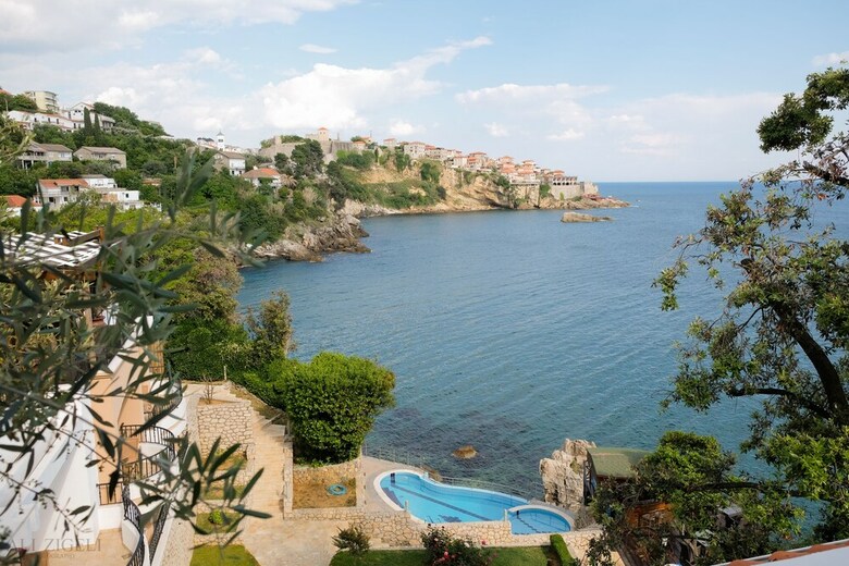 Aparthotel Apartments Eneida