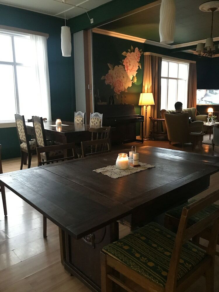 Hotel Bjarkalundur