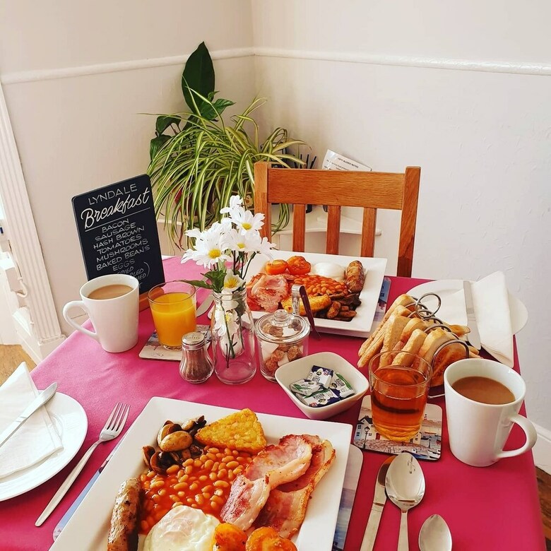 Hotel Lyndale Guest House