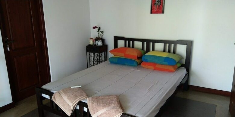 Hotel Negombo Holiday Home
