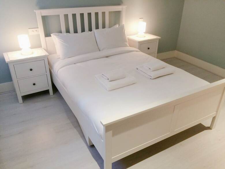 Apartamentos 2 Bedroom Home With Private Patio