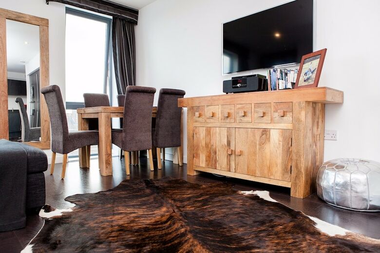 Apartamentos 1 Bedroom Flat Near City And Wharf