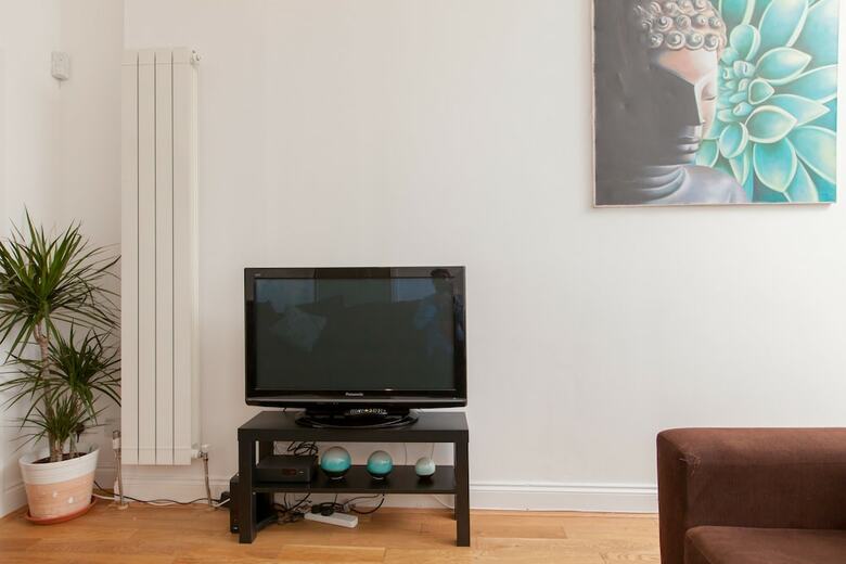 2 Bedroom Home In Great Location In Edinburgh