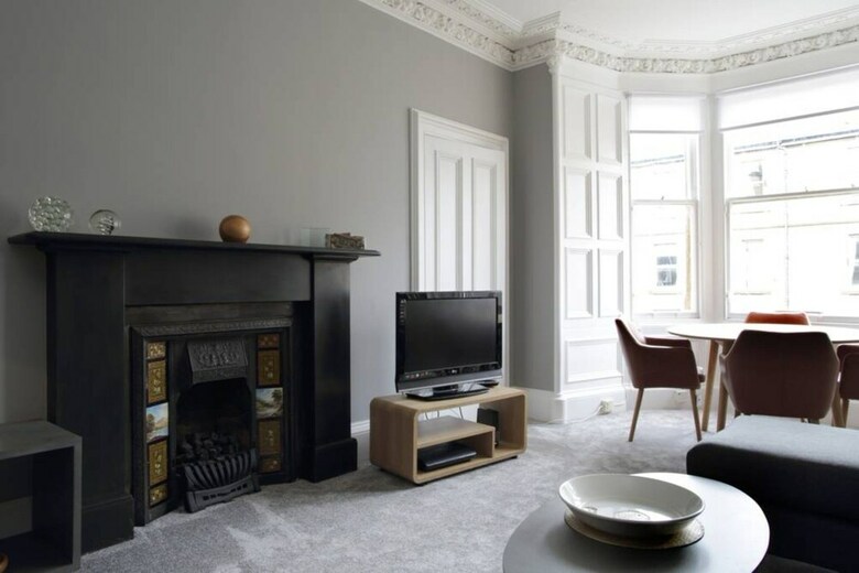 2 Bedroom Bruntsfield Apartment