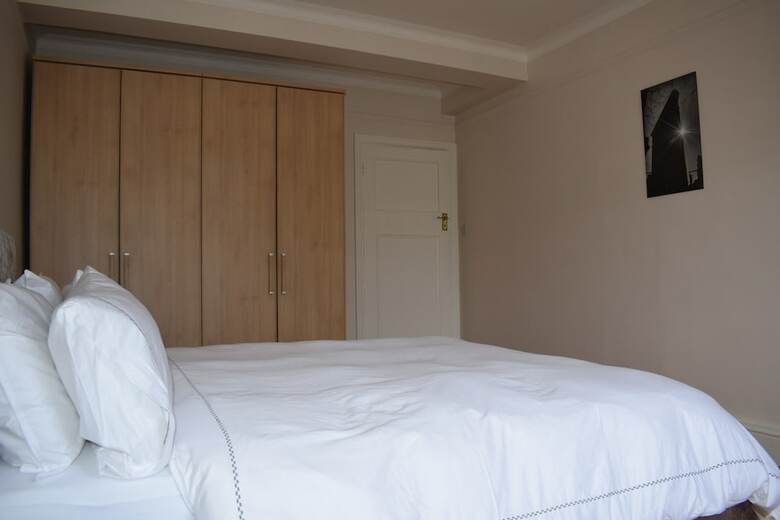Apartamentos 2 Bedroom Flat Near Hyde Park