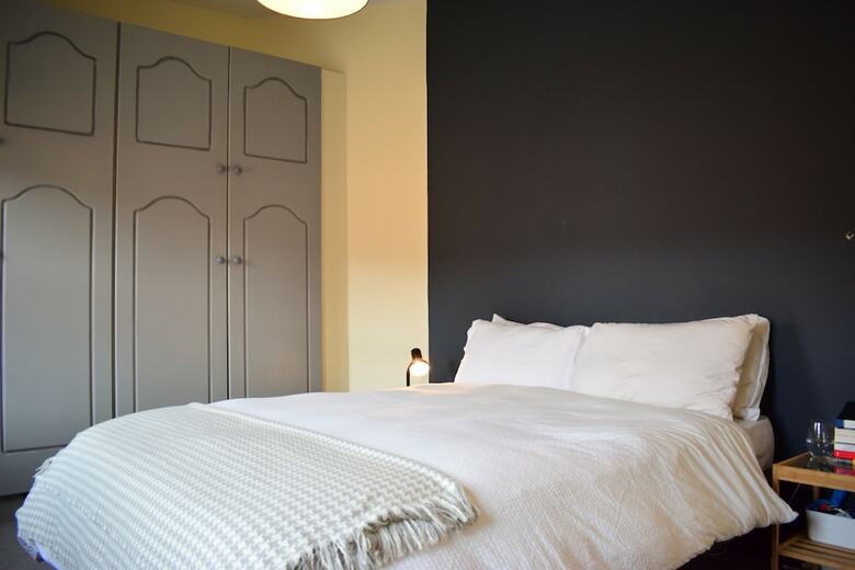2 Bedroom House In Portobello
