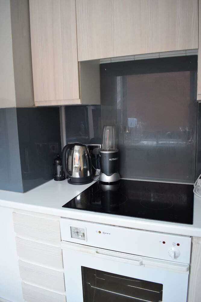 1 Bedroom Chelsea Apartment