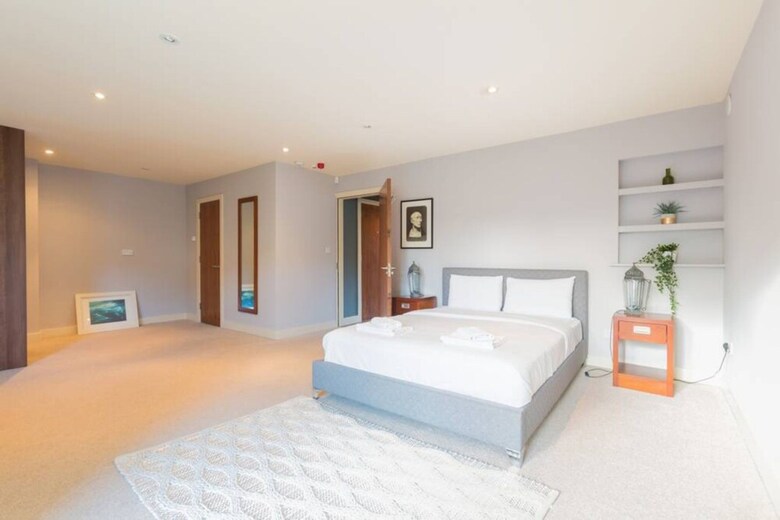 City Centre 1 Bedroom Apartment