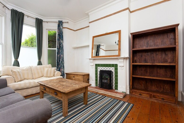 Apartamentos 2 Bedroom Flat In Earlsfield