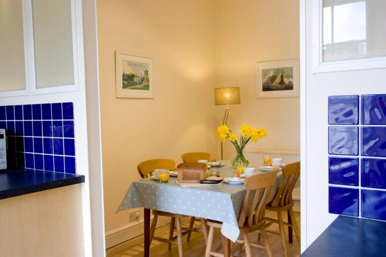Stockbridge 2 Bedroom Apartment