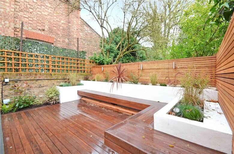 2 Bedroom House In West Hampstead