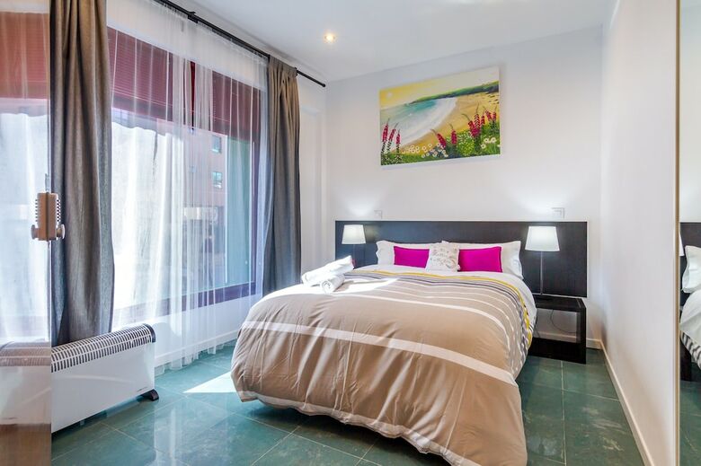 Hotel A&z Javier Cabrini