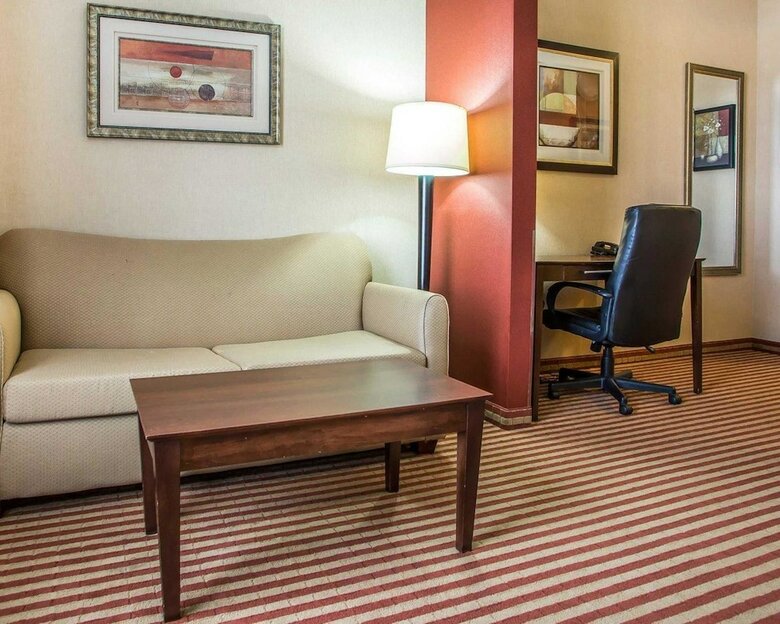 Hotel Comfort Suites Troy