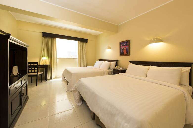 Hotel W&p Santo Domingo
