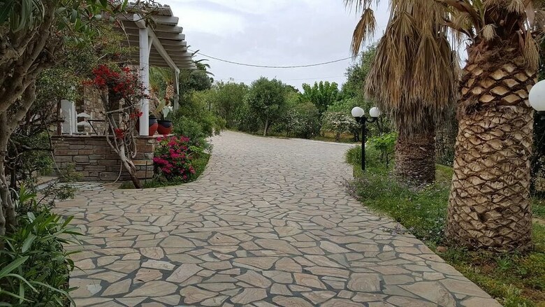 Villa Pari Manda