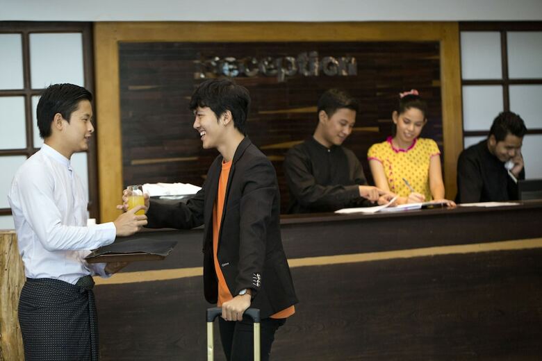 Tristar Hotel