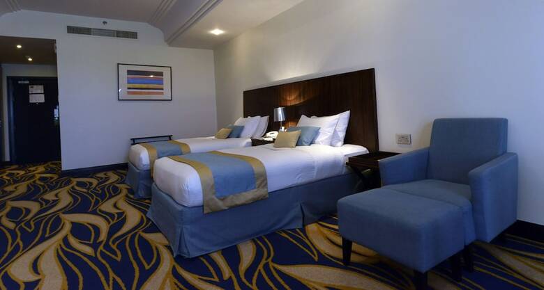 Mirfa Hotel
