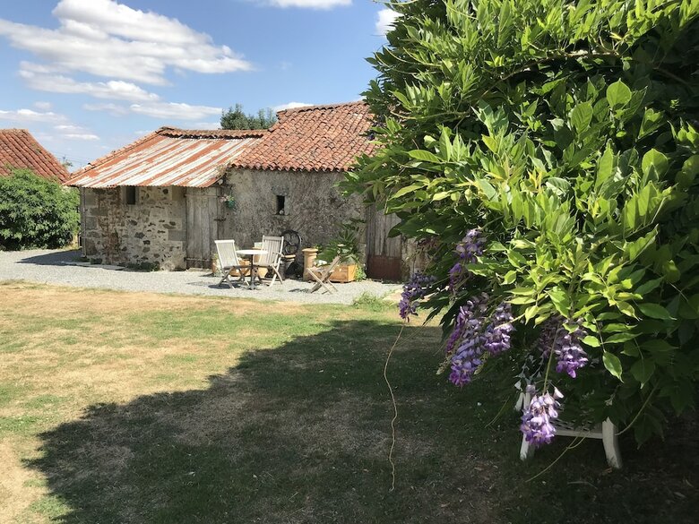 Wisteria House Bed & Breakfast