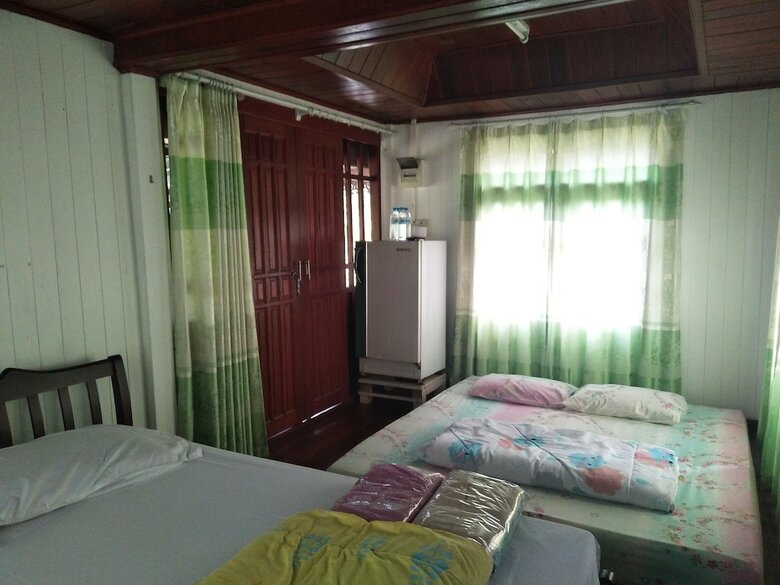 Hotel Sarocha Resort Rayong