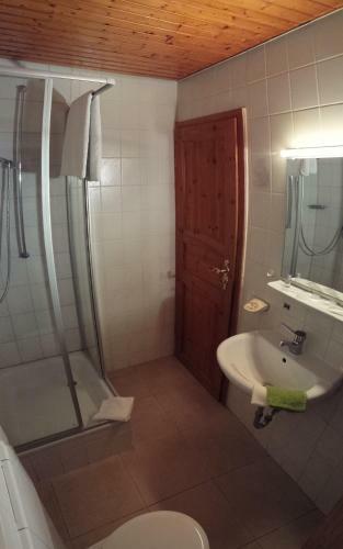 Hostal Gasthaus Zur �lm�hle