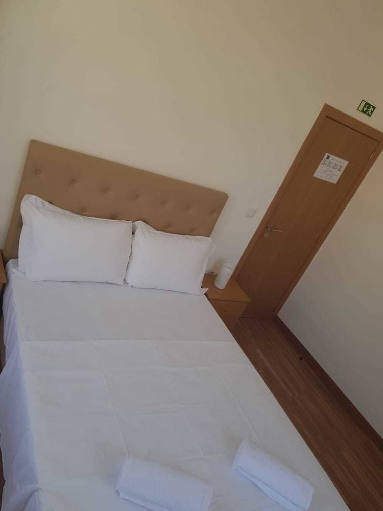 Hostal Just Lisbon Hostel & A.l