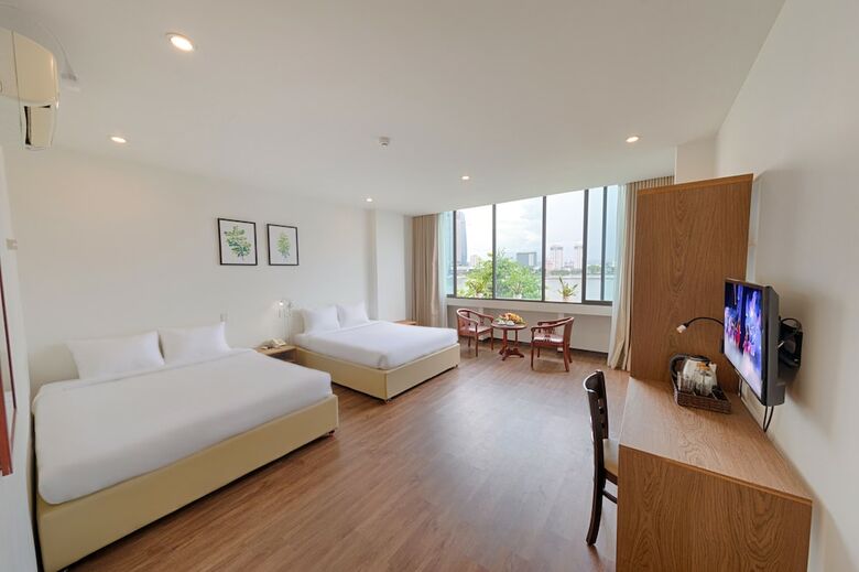 Vitalis Riverside Hotel
