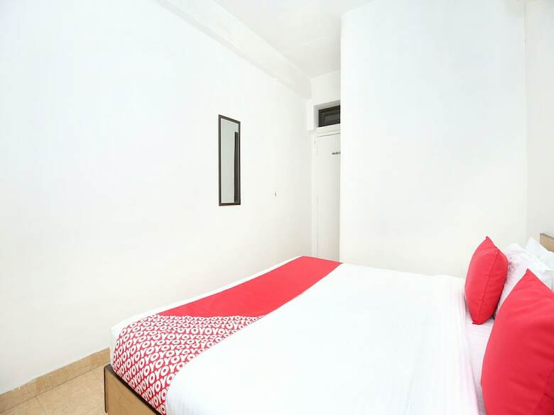 Oyo 13365 Hotel Teg Royal