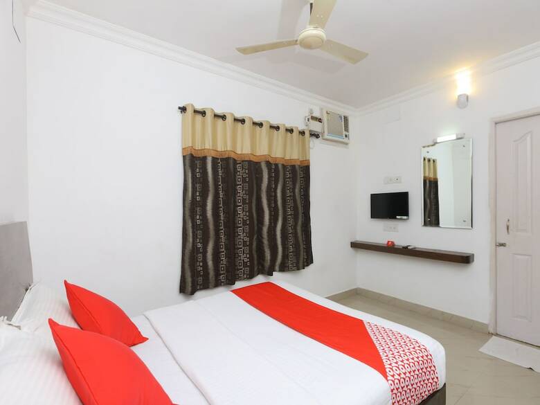 Hotel Oyo 12276 Peach Tree