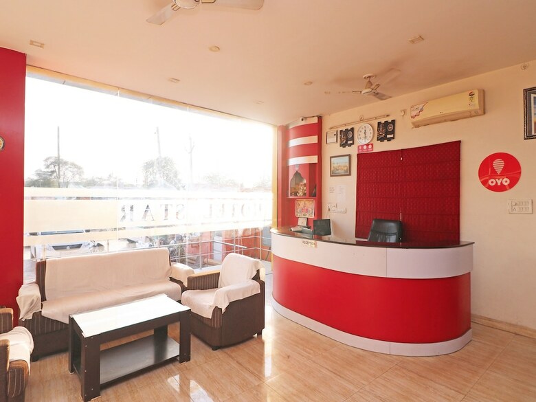 Oyo 6137 Hotel Star