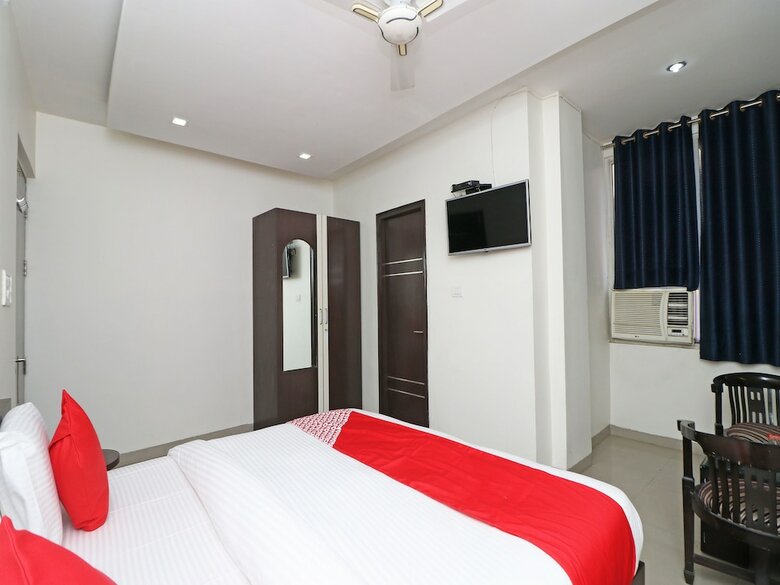 Oyo 6137 Hotel Star