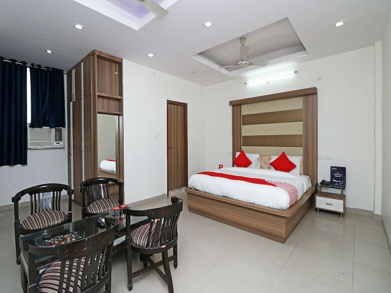 Oyo 6137 Hotel Star