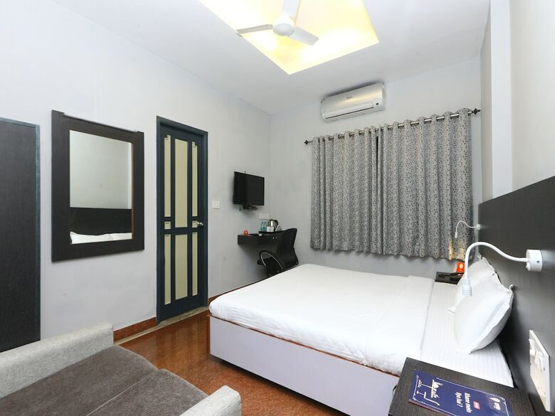 Oyo 9655 Hotel Grace Residency
