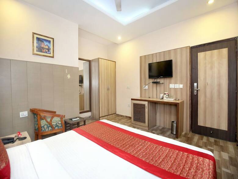 Oyo 3025 Hotel Amaze