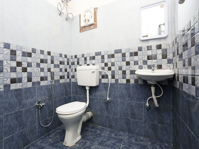 Hotel Oyo 10512 The Extended Stay 2