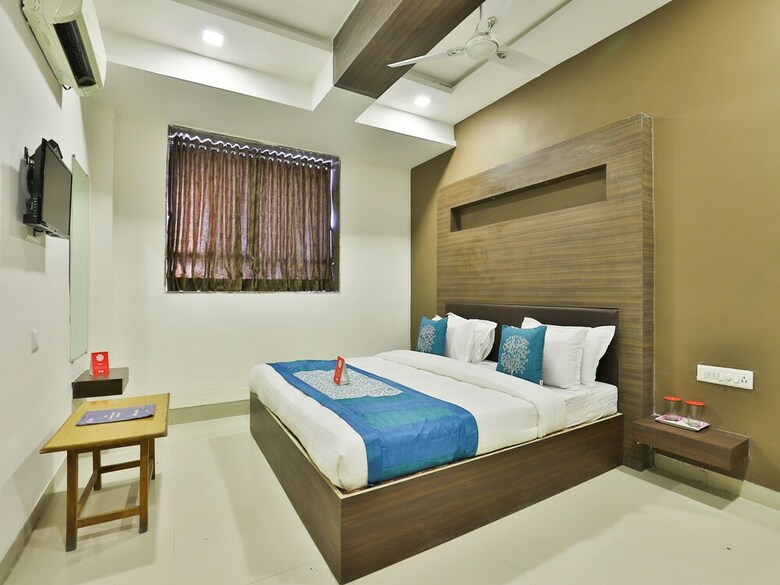 Oyo 12800 Hotel Vlee