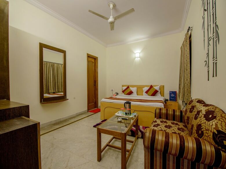 Oyo 2729 Hotel Hv International