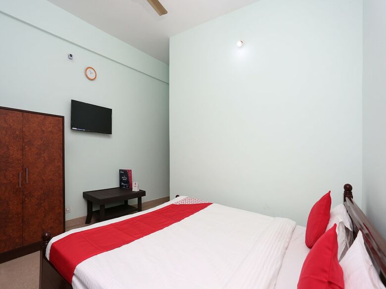 Hotel Oyo 12658 Dreamboat