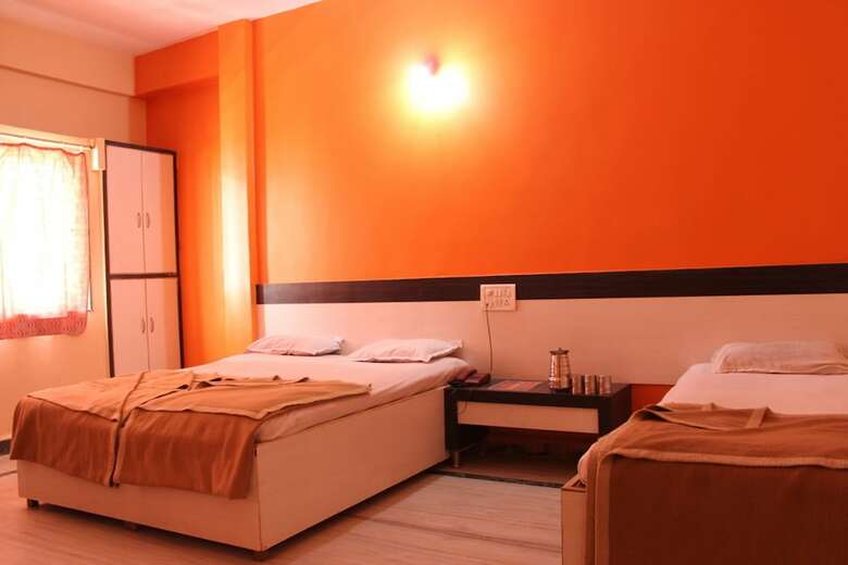 Hotel Kaustubh