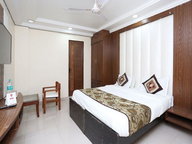 Oyo 13338 Hotel Atithi