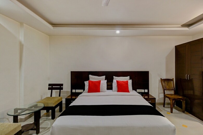 Oyo 11744 Hotel Vb Heritage Heights