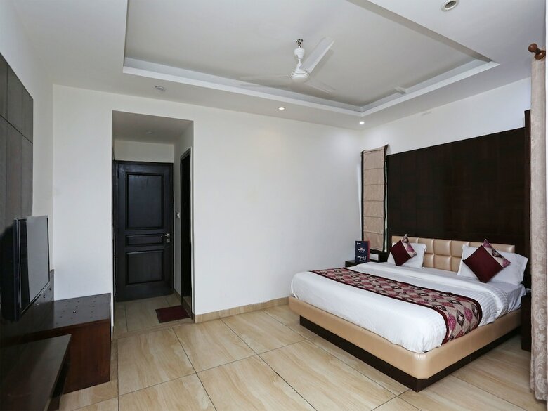 Oyo 1492 Hotel Broadway Inn