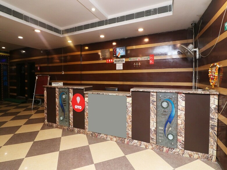 Oyo 12848 Hotel Akash - Faridabad